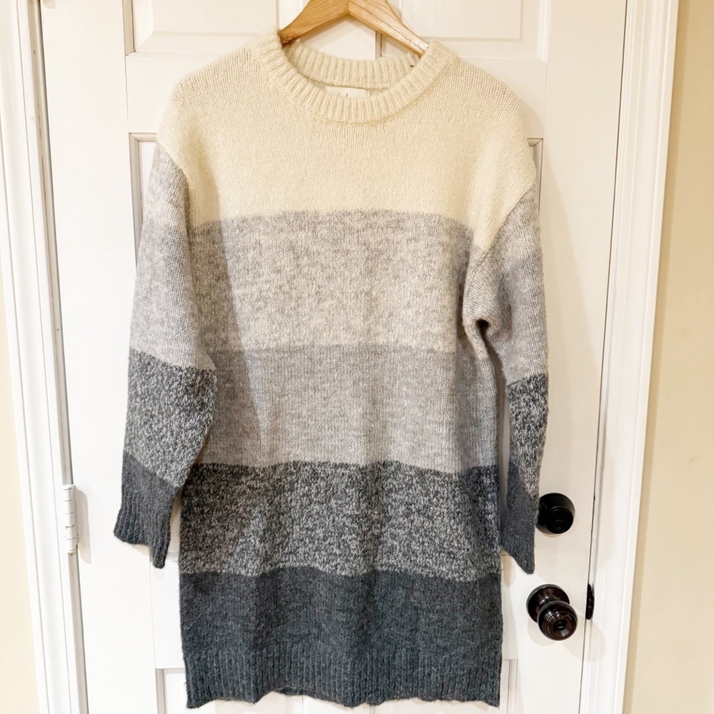 IN FEBRUARY relaxed fit sweater mini dress in cream